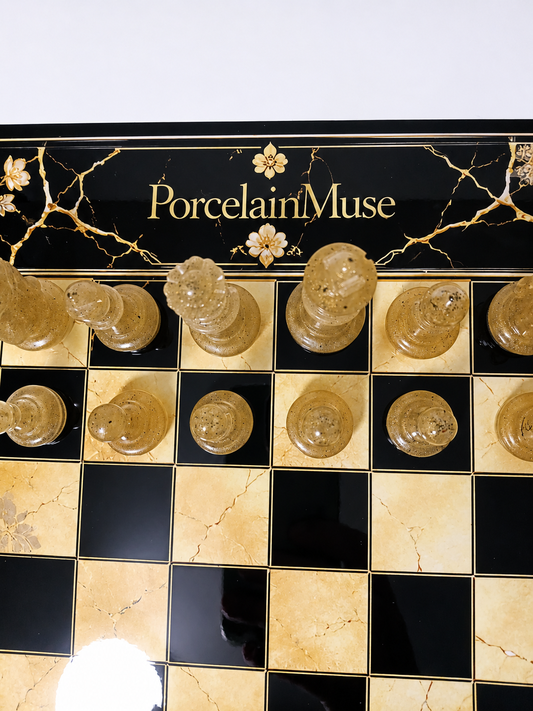 Black Gold Geisha Chess Set, Kintsugi Collector Board
